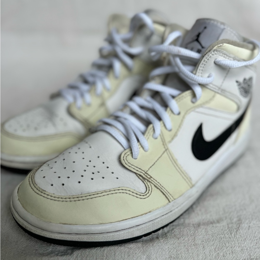 Nike Shoes - size: 8.5 women’s